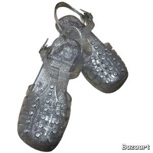 Sz 14 Girls Silver Jelly  Sandals With glitter And Rhinestones By Wonder Nation